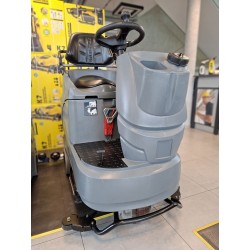 Szorowarka Karcher z fotelem dla operatora B 140 D75 - używana
